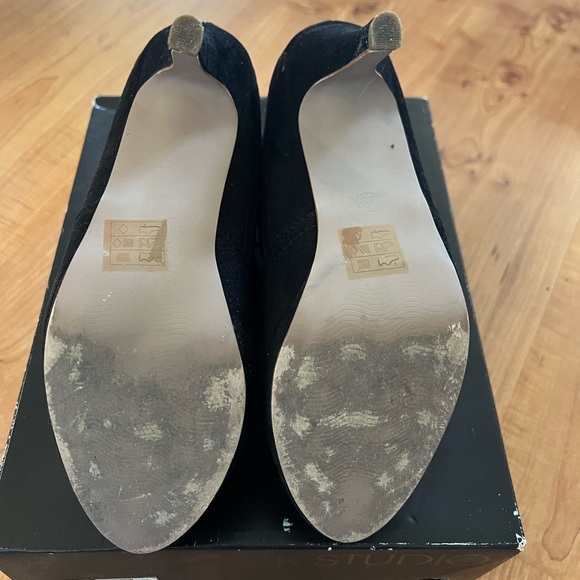 KSTUDIO black heeled bootie - Picture 5 of 5